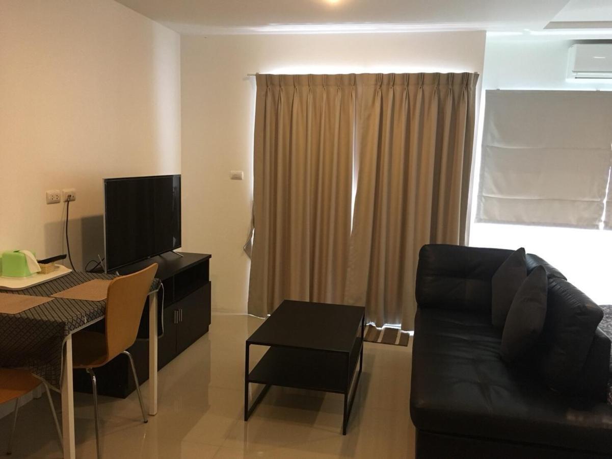 Trio Gems Condo Jomtien Beach Extérieur photo